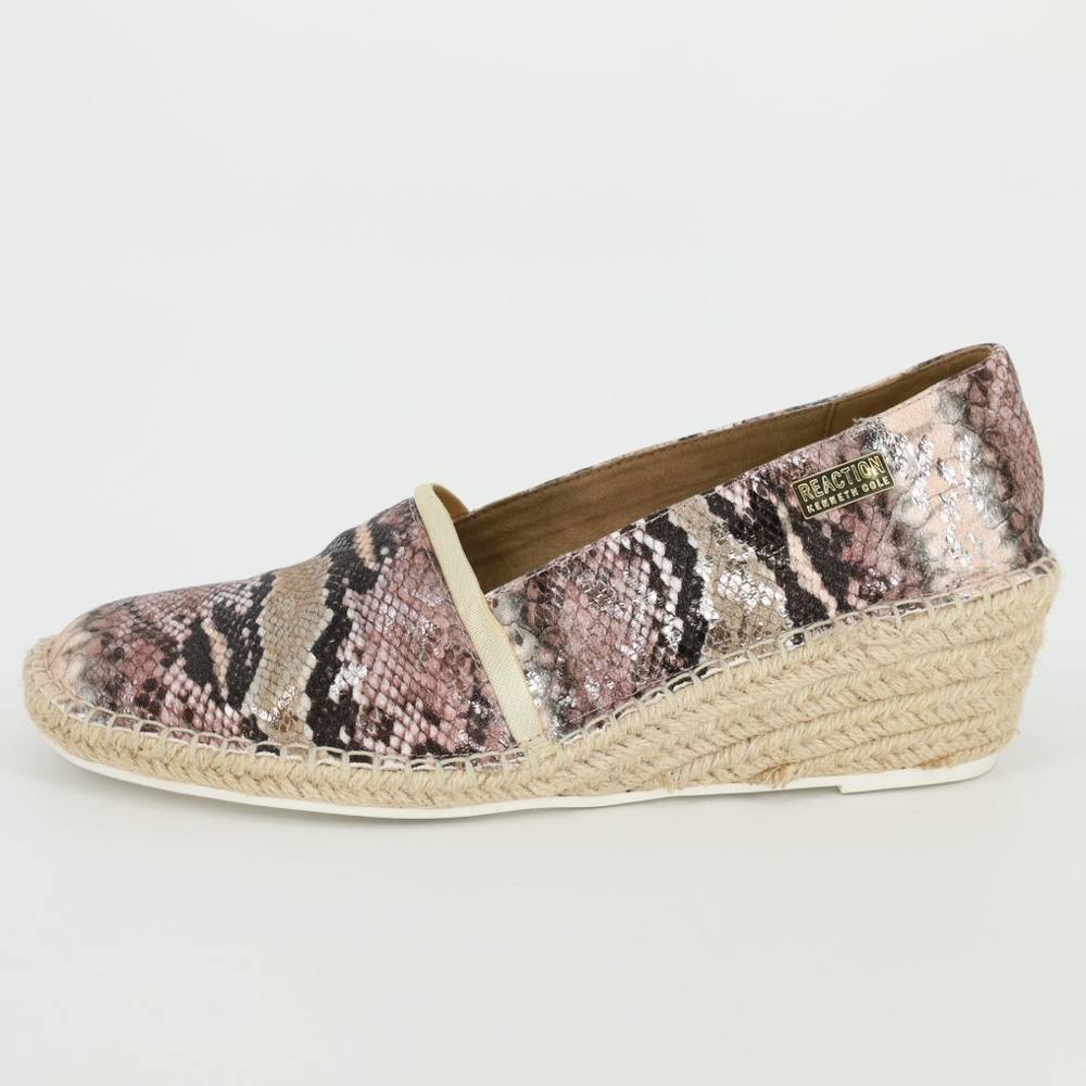 KENNETH COLE REACTION Clo A-Line Wedge‎